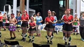 ▲瑪嘎巴嗨文化藝術團與民眾同樂。（圖／交通部觀光局提供）