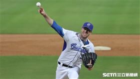 ▲富邦悍將先發投手羅力。（圖／記者劉彥池攝影）