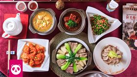 外送平台業者第2季訂單年增近7倍 再搭米其林話題疫情帶動宅經濟發燒，外送平台業者同樣受惠，foodpanda指出，今年第2季訂單年增近7倍。業者也搭上米其林話題，主打不用排隊、搶訂位，也可以在家享用國際級米其林菜點。（foodpanda提供）中央社記者蔡芃敏傳真　109年8月29日