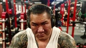 館長／飆捍臉書