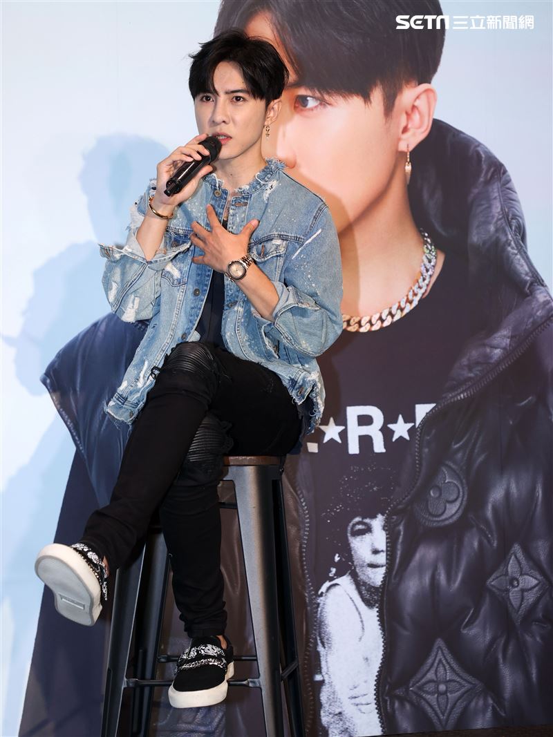 睽違9年唐禹哲也終於以歌手的身份親自作詞作曲，在台灣發行全新單曲〈算了吧〉、〈DOWN〉。（記者邱榮吉/攝影）