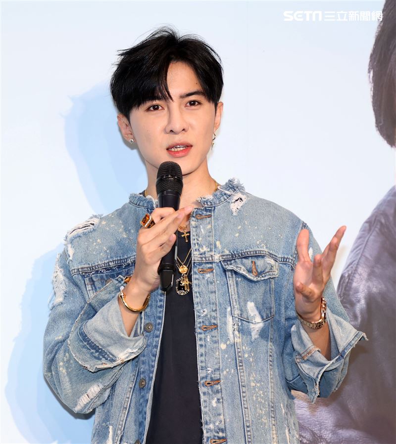 睽違9年唐禹哲也終於以歌手的身份親自作詞作曲，在台灣發行全新單曲〈算了吧〉、〈DOWN〉。（記者邱榮吉/攝影）