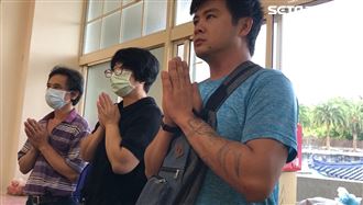 豆漿店暖男告別式　受捐學弟出席淚崩