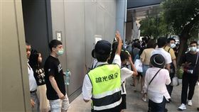 新光三越A11起火 翻攝畫面