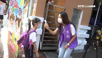 國小開學備萬片口罩　教室日消毒3次