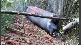 中國東風飛彈發射數成疑雲？網友曝光照片疑有2枚掉廣西（圖／翻攝@Jam79922967推特）