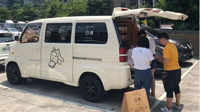 IG紅什麼／這麵包車載生吐司趴趴走