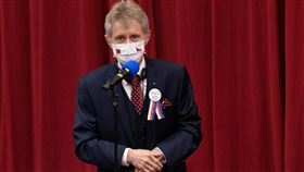 王毅反對捷克團訪台　維特齊：自願做出正確的事有媒體指出中國外交部長王毅批捷克參議院議長維特齊（圖）的台灣行是「公開挑釁」，維特齊31日對此表示，訪問團成員都是自願訪台，認為這是正確的事。中央社記者謝佳璋攝　109年8月31日