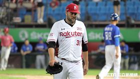 ▲樂天桃猿先發投手威拉諾1局上失5分。（圖／記者劉彥池攝影）