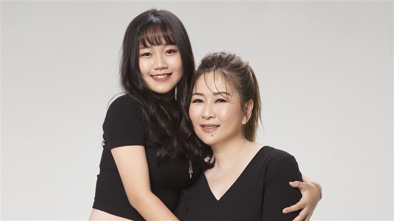 愛女翻唱韓團遭酸　張秀卿用這招警惕