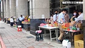 中元普渡拜拜（圖／網友Moira提供）