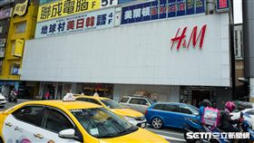 台北車站H&M(記者陳弋攝影)