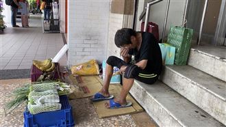 剩90天可活　癌末男虛弱擺攤求溫飽