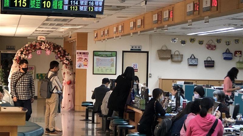 結婚證書值多少錢？網：比鑽石還貴