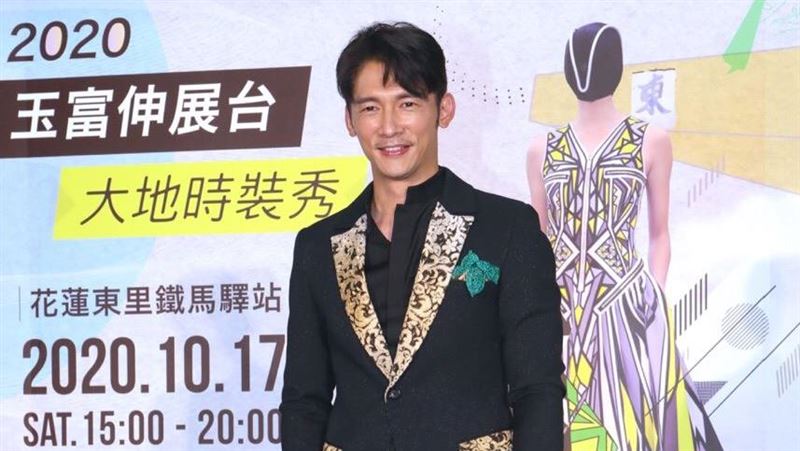 帶「小狼狗」出門　溫昇豪曝幼時舊愛