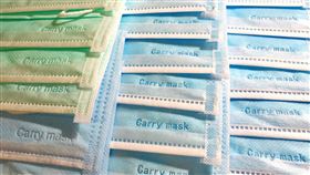 加利口罩「中國製混入」風波。民眾紛紛哀嚎，我也中了。（圖／翻攝自PTT、爆怨公社）