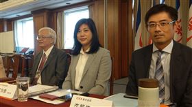 新光　新光金上半年法說　新光金總經理吳欣儒　新光金控副董事長李紀珠　新光金控資深副總經理徐順鋆　新光金副總經理李超儒　（圖／記者戴玉翔攝影）