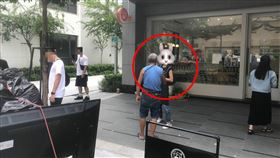 阿伯推回收車…店員貼心1舉網讚天使（圖／當事人授權提供）