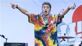 婁峻碩擔任「北流」戶外場壓軸。（圖／記者邱榮吉攝影）