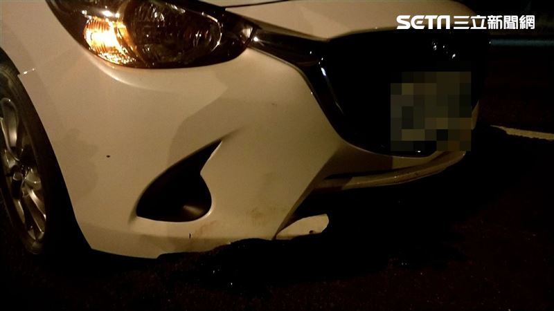 女突打開客運安全門　墜落國道遭輾斃