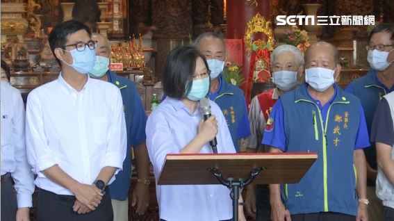 補選後首次赴高　小英一句話全力挺邁