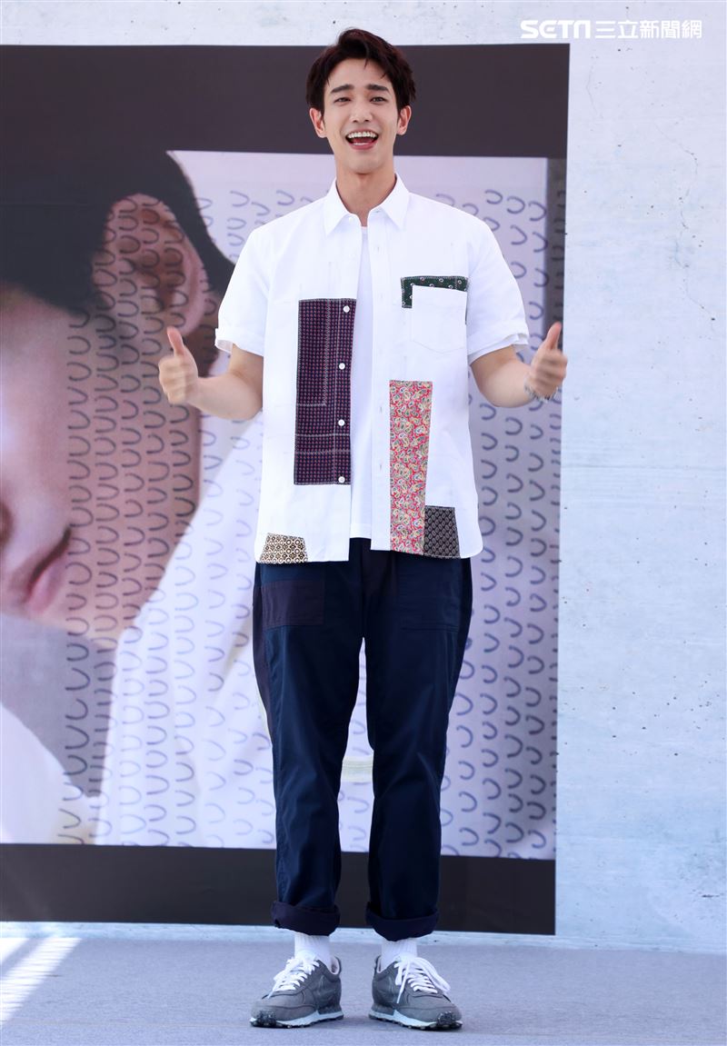 劉以豪首張個人EP「Ü」台北慶功簽唱會。 (記者邱榮吉/攝影)