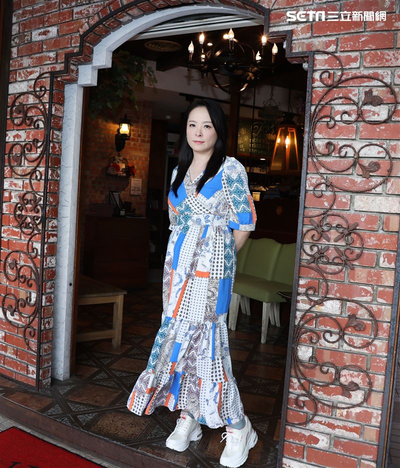 鬼后周姿君三立新聞網專訪。 (記者邱榮吉/攝影)