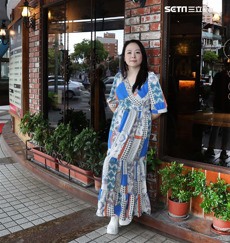 鬼后周姿君三立新聞網專訪。 (記者邱榮吉/攝影)