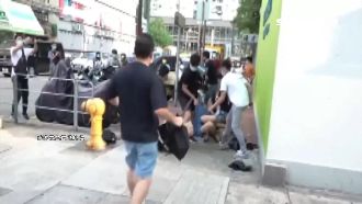 九龍大遊行示威 港警逮捕近300人