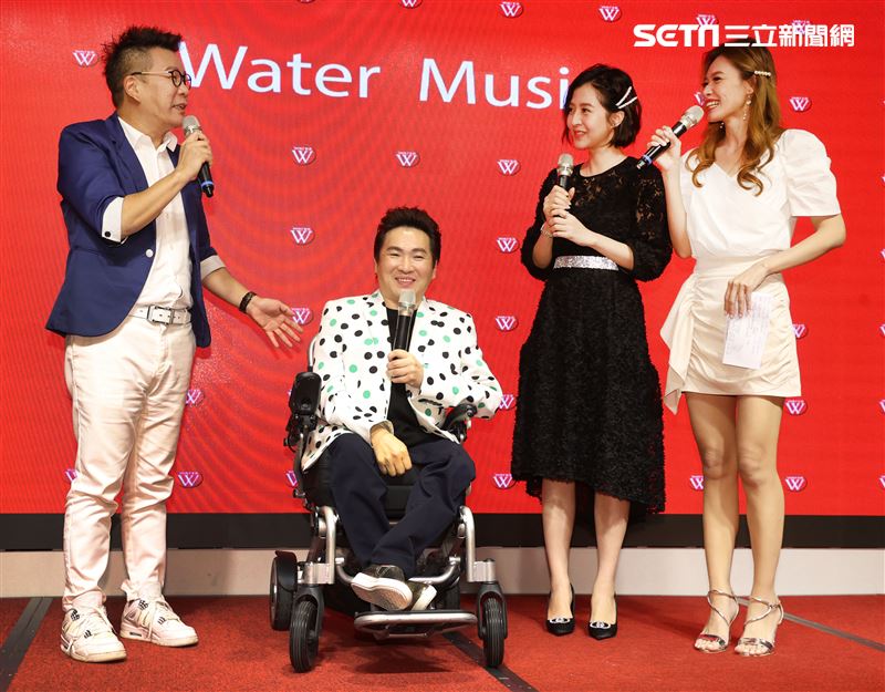 生命鬥士蔡義德台語專輯發片好友沈玉琳、李亮瑾、方千玉站台加油。（記者邱榮吉/攝影