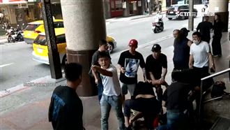 「你哪個堂口的啦？」黑幫鬥毆還推警