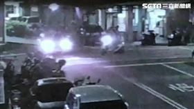 新北市,中和,計程車,機車,擦撞,閃紅燈