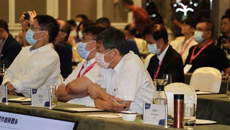 窮人如何「翻身」？柯文哲給答案了