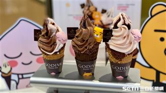 轉盤衝一波！高檔霜淇淋買一送一