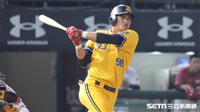 ▲中信兄弟二壘手岳東華。（圖／記者劉彥池攝影）