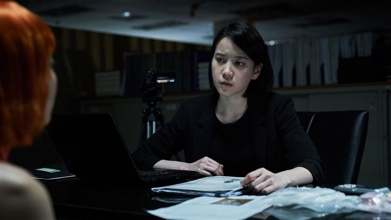 女星「登大人」　第一次弄搞了1分鐘