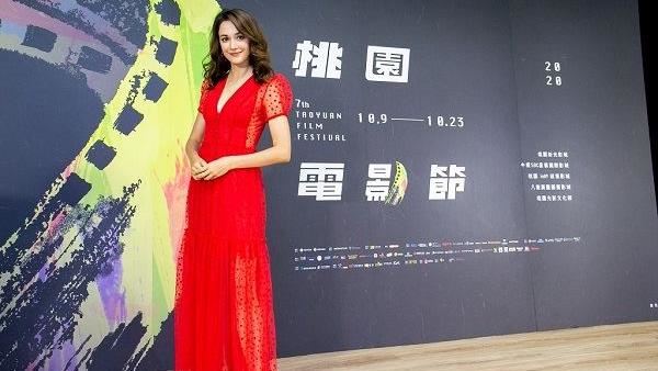 瑞莎遭囚密室？一揭驚悚真相蘊含意象