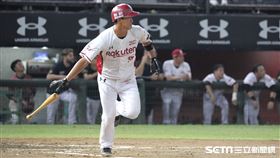 ▲樂天桃猿游擊手余德龍。（圖／記者劉彥池攝影）