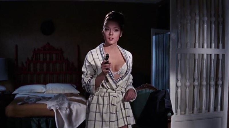 「最完美龐德女郎」過世…享壽82歲