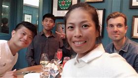 謝淑薇貼出家人合照幫忙宣傳。（圖／翻攝自謝淑薇臉書）