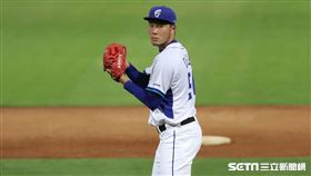 ▲富邦悍將投手李建勳一軍初登板。（圖／記者劉彥池攝影）