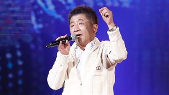 金曲歌后揪合唱！陳時中小巨蛋開金口