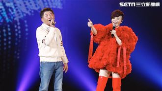 私下是歌神！陳時中與詹雅雯同台高歌