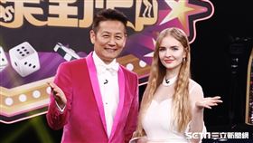 徐乃麟首度找兒子女友合作節目，金髮碧眼俄羅斯人特別顯眼。（圖／記者林聖凱攝影）