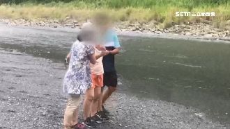 帳篷不夠睡婦逃死劫　當兵兒趕赴現場