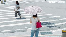 天氣/夏天/中暑/炎熱(記者陳弋攝影)