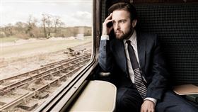 國際鋼琴大賽首獎常勝軍  特里福諾夫10月訪台國際鋼琴大賽首獎常勝軍俄國鋼琴家丹尼爾‧特里福諾夫（Daniil Trifonov）10月將再度訪台，一口氣將舉行5場音樂會，其中3場是鋼琴獨奏會，兩套曲目分別是巴哈經典以及當代經典；另外2場將分別帶來是貝多芬第一號以及第三號鋼琴協奏曲。（環球音樂提供）中央社記者趙靜瑜傳真　109年9月14日