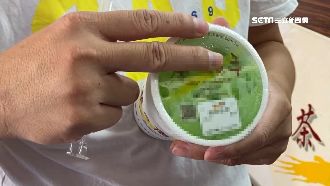 保麗龍杯融化　裝薄荷綠竟腐蝕斷杯