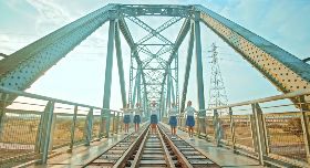 屏縣府年度形象廣告  奪美國高峰創意