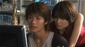 蘆名星與三浦春馬兩人皆為《血色星期一》要角。（圖／血色星期一劇照）